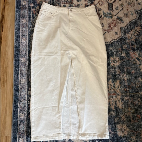 Princess Polly Maxi Skirt Denim - Picture 3 of 4